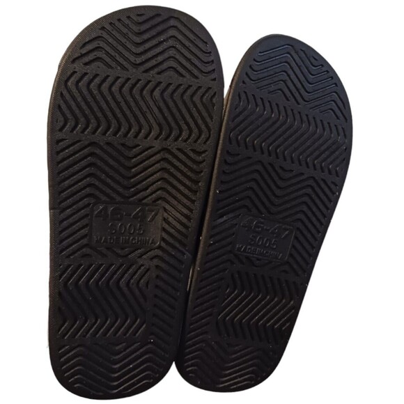 Non Slip-SPORT(Shower/Bedroom/Outdoor)-(Slippers)-(Black)-(Size 10.5)-(New)-$25 - Picture 6 of 6
